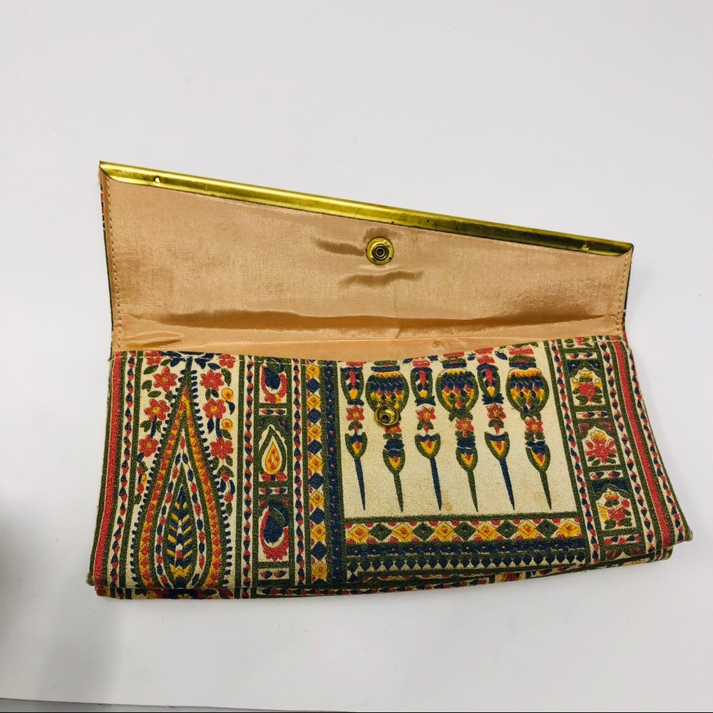 Vintage Boho Tapestry Clutch Floral Ethnic Print Gold Frame Snap Closure - Picture 4 of 6